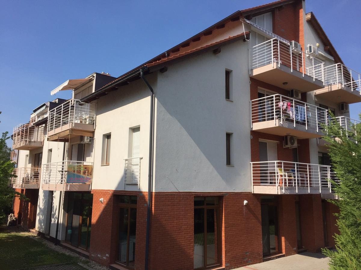 Dorina Wellness Apartman Siófok Exterior foto